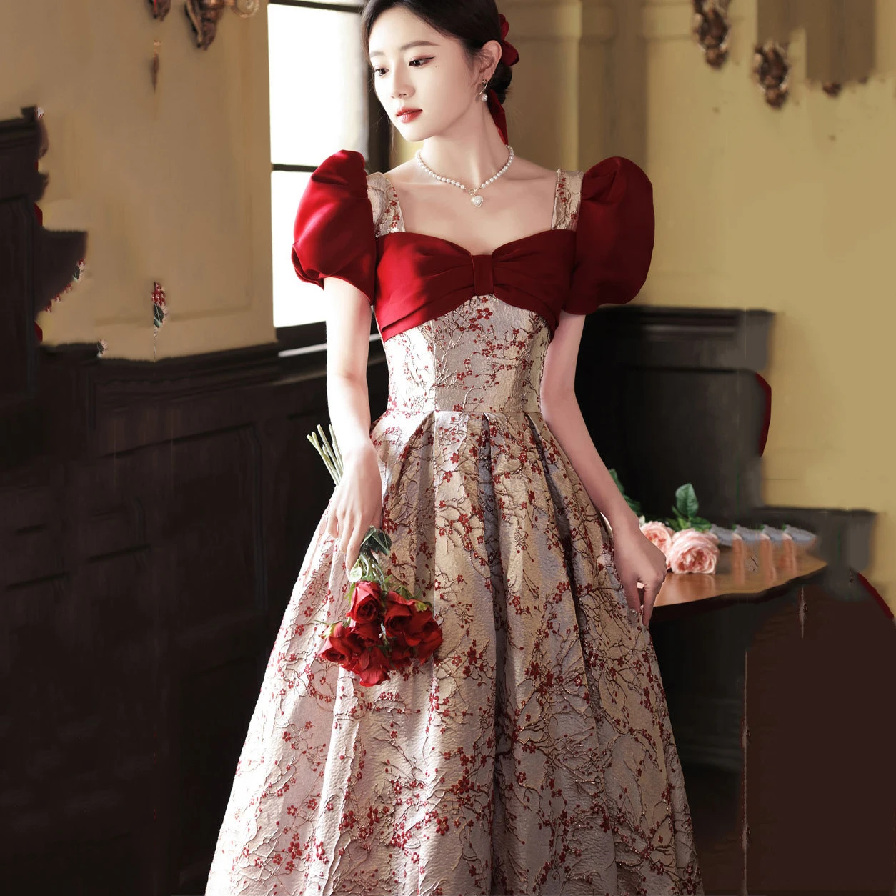 

Chinese Style Women Qipao Burgundy Evening Party Dress Chinese Braidal Wedding Dress Embroidered Plum Blossom Formal Party Dress