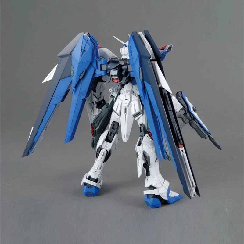 DABAN 6650 Strike Freedom Ver.2.0 MB MG 1/100 SEED DESTINY DIY Assembly Action Figures Anime Model Toy Surprise Gift Boyfriend