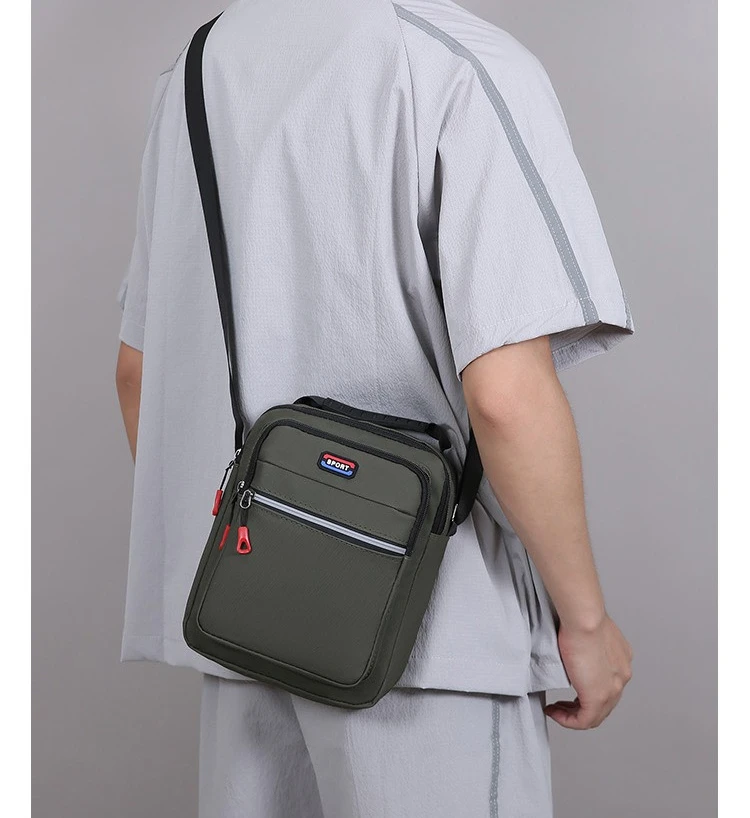 Neue Herren-Umhängetasche, schlichte Schultertasche, lässige, geräumige Tasche für den täglichen Gebrauch, atmungsaktive Reisetasche für Herren. – Detail 19