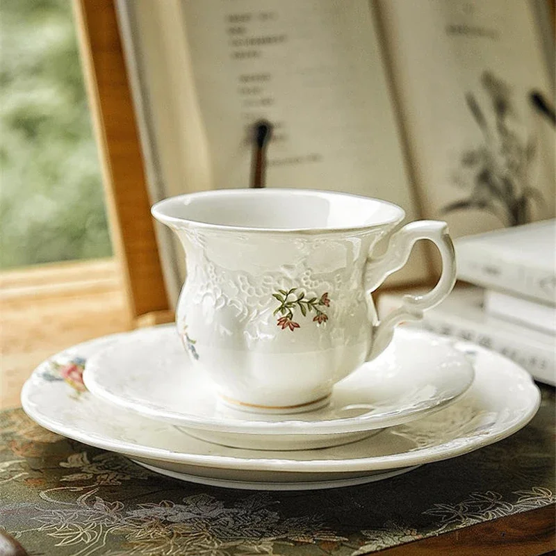 Espresso Cup and Saucer Set Ceramics Retro Flower French Entry Luxury Afternoon Tea Cup Dessert Plate Elegant Gift for Girls