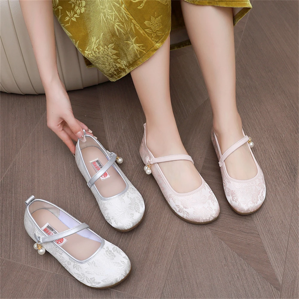 Chinese Vintage Jacquard Flats Women's Comfortable Soft-soled Shallow Mouth Single Shoes Hanfu Cheongsam Old Beijing Cloth Shoe