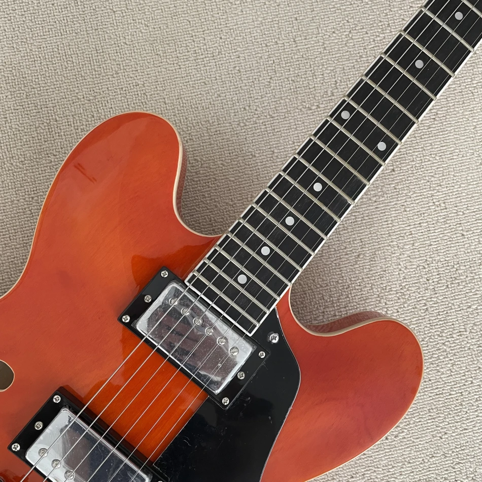 صنع في الصين، جيتار كهربائي مجوف لموسيقى الجاز، أجهزة كروم، بيك اب HH، جسم جيتار خشب القيقب، توصيل مجاني