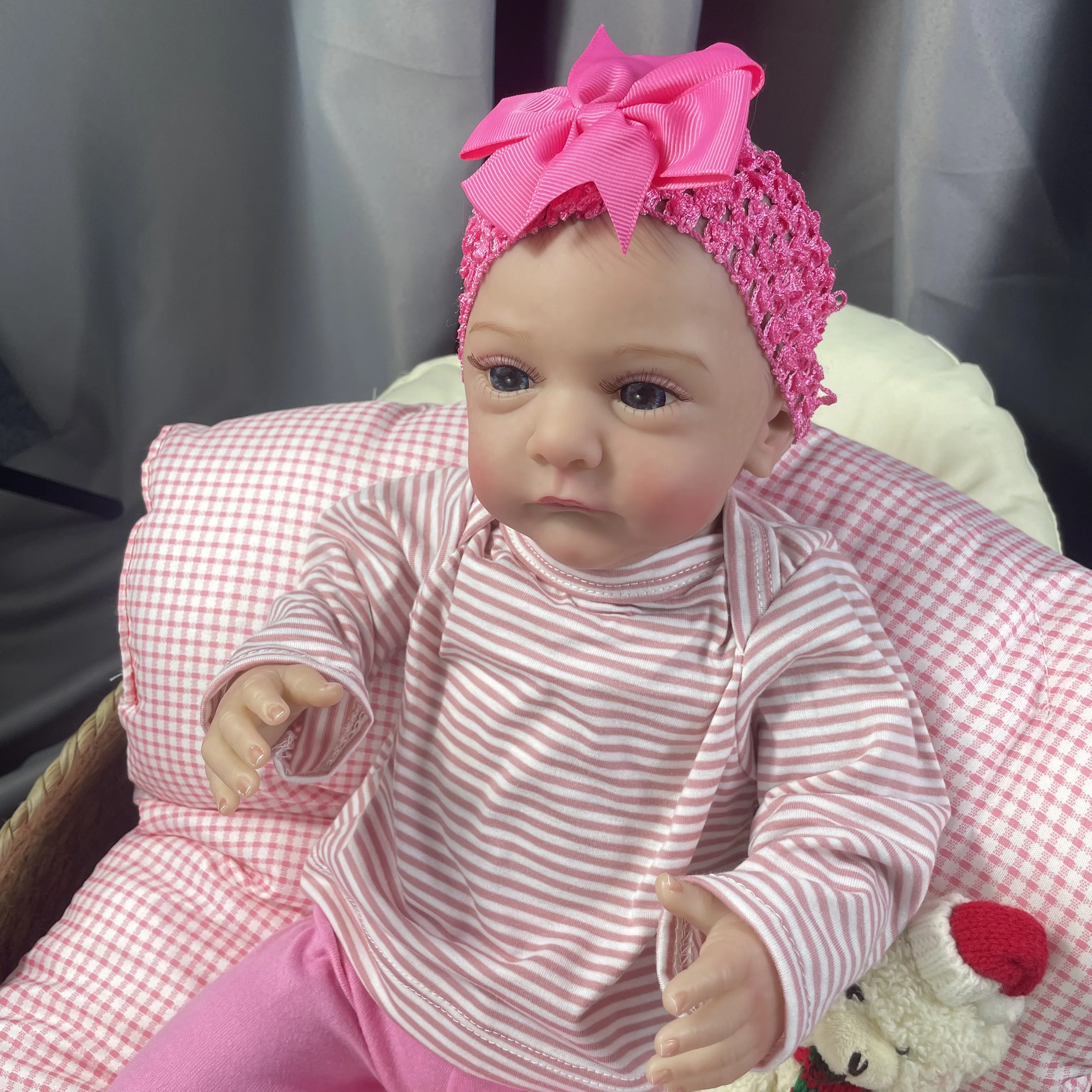 新生児用の手描きの生まれ変わった人形,リアルな新生児人形,手作りの塗装された髪,3D肌のトーン,目に見えないベビードール,20インチ,新品