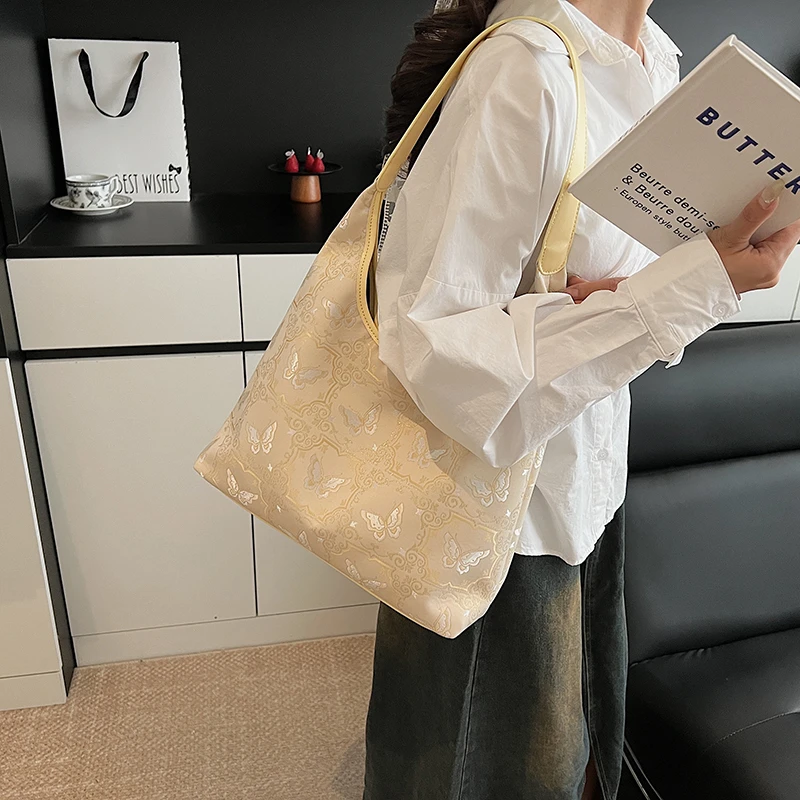 

Reliable Women Handbag Scratch Resistant Leather Shoulder Bag Ladies Everyday Purse With Key Holder Clip