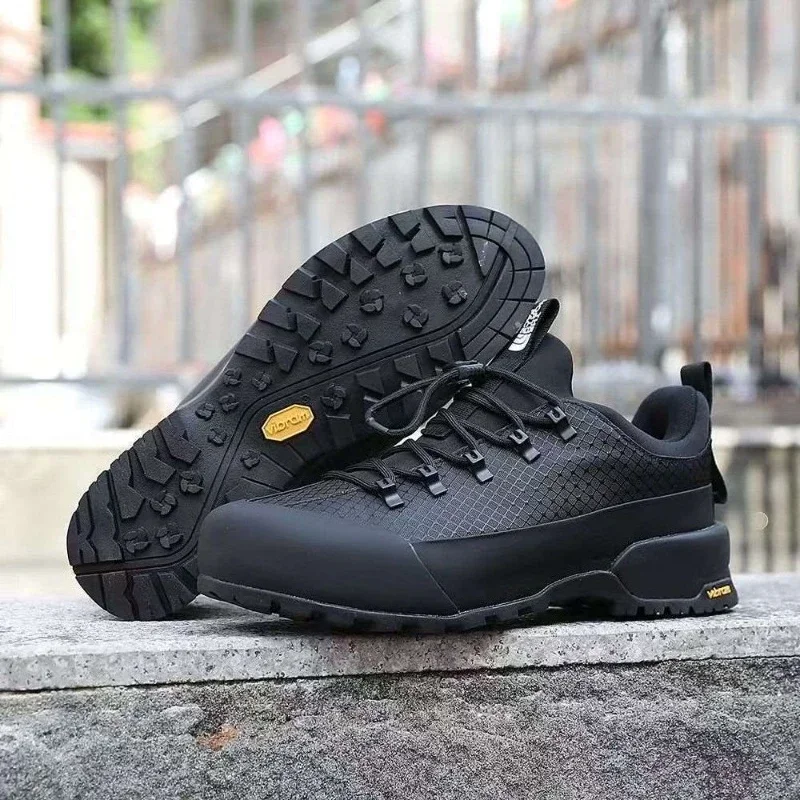 

2026 Original Brand Unisex Mountain Climbing Footwear Top Quality Autumn/Winter Anti Slip Trekking Sneakers Outdoor Hiking Shoe
