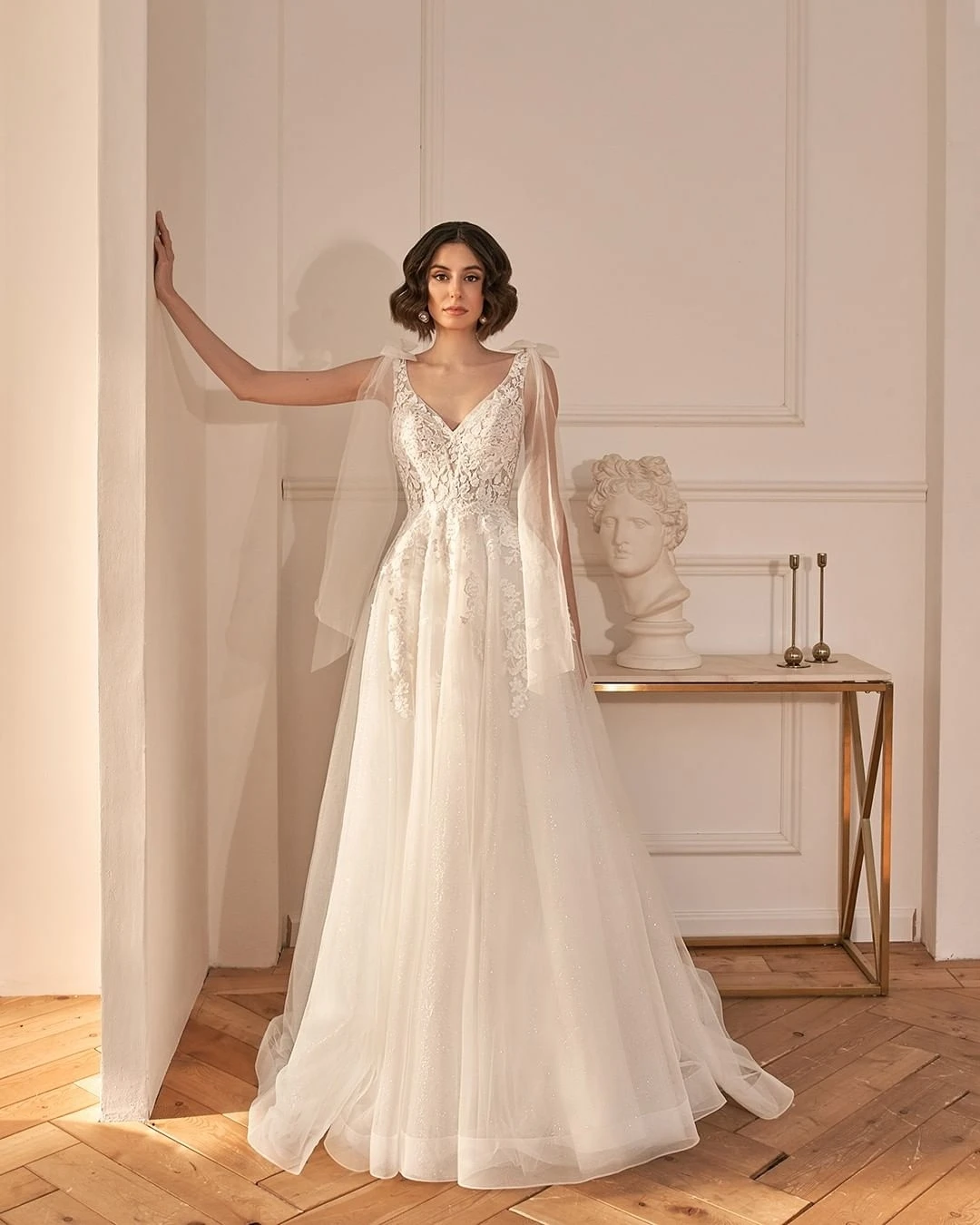 Glmorous A-Line ชุดแต่งงาน V คอ Lce ใช้ Tulle โบว์บนไหล่ Bckless ซิป Court ชุดที่กําหนดเอง Mde Plus ขนาด