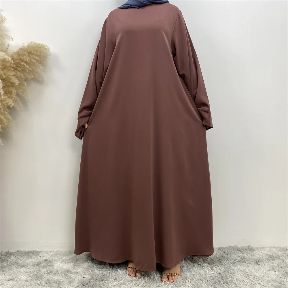 عباءة لُجَين (Lujain Abaya) S83c18cdf54884bcb86de7d998478feb3K