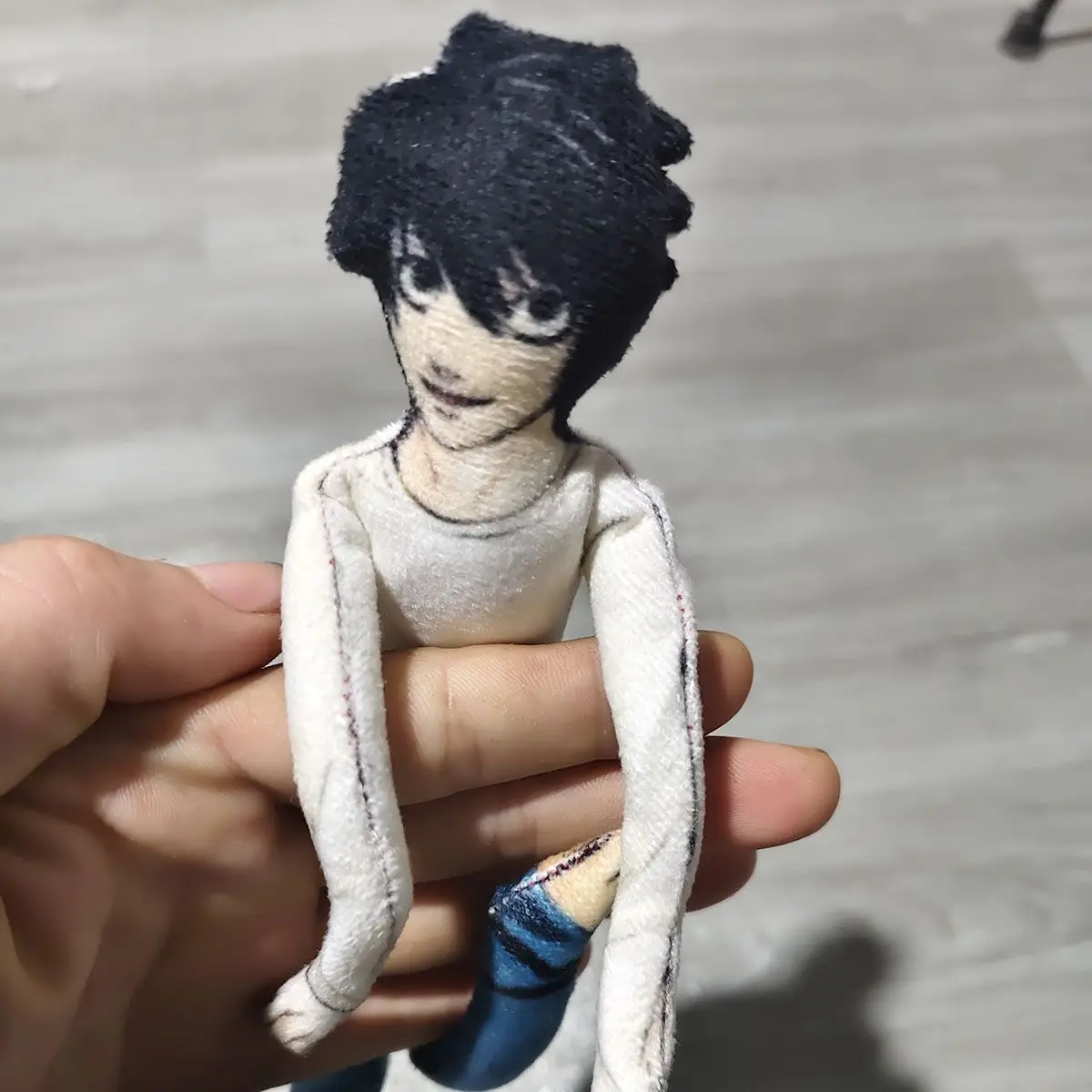 Anime 28cm Light Yagami L Toys Light Yagami L Doll Slender Twistable Shape Toys Room Decoration Birthday Festival Gift