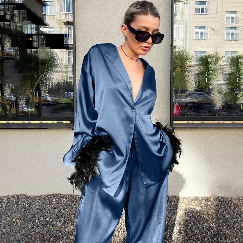 

2024 Winter Satin High-end Pajamas Long Sleeve Feather Cardigan Trousers Two-piece Loose Home Clothes Women