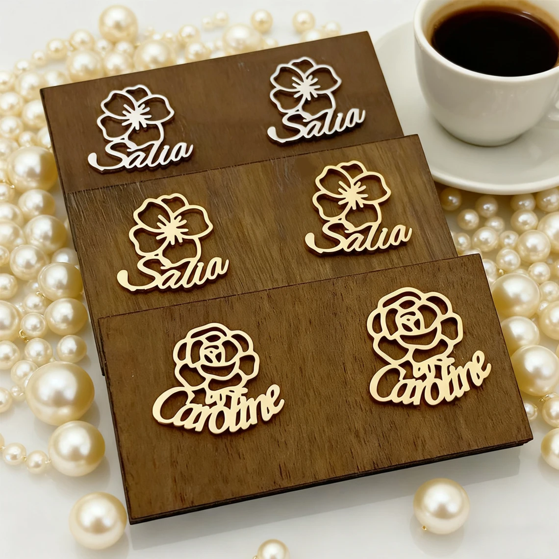 

Серьги-гвоздики с именем по индивидуальному заказу для женщин, серьги-гвоздики из нержавеющей стали с именем и цветком, ювелирные изделия на день рождения, подарок