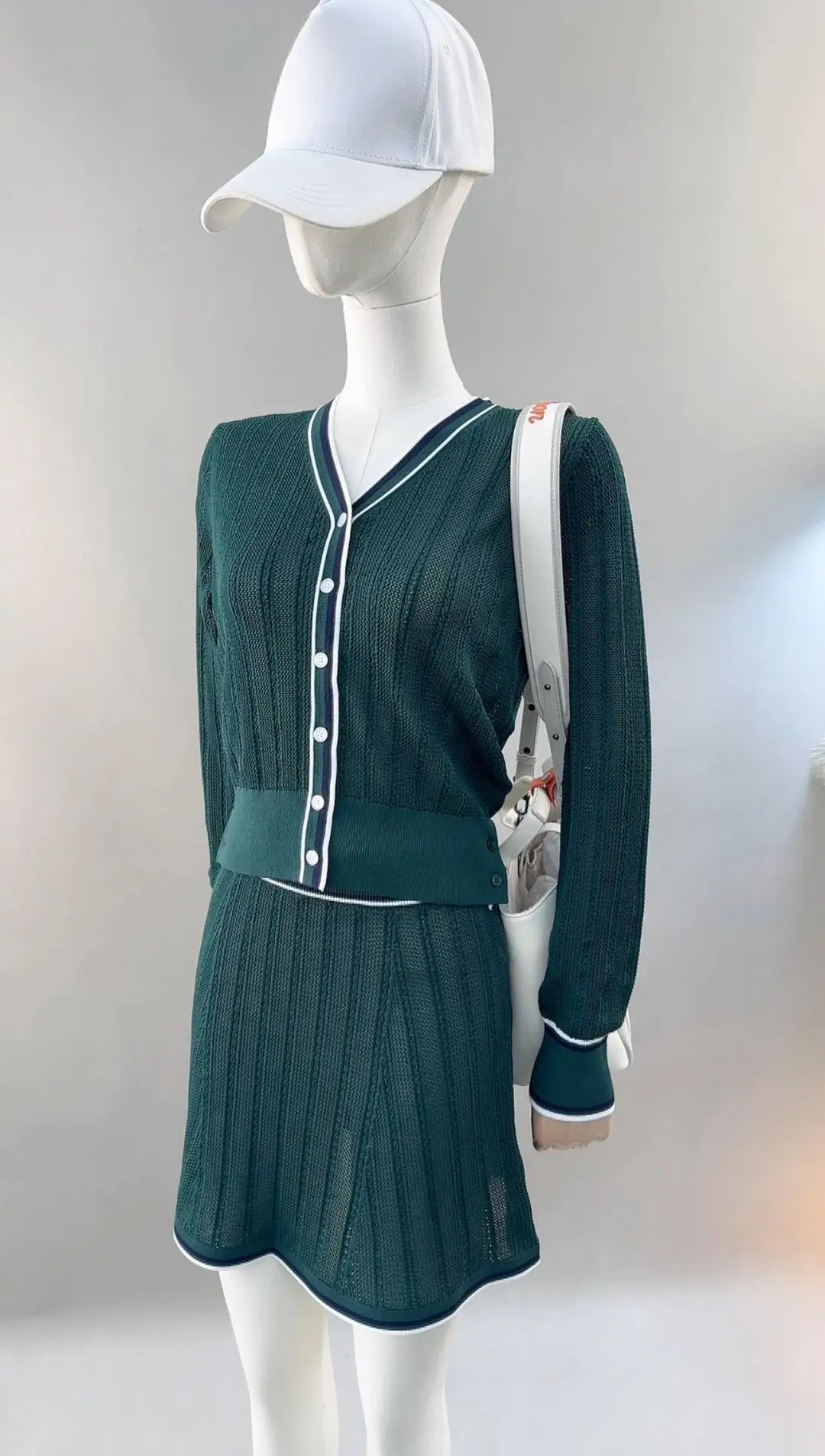 2026 Ladies Golf Hollow Jacquard Knitted Set Long Sleeve Cardigan Skirt With Built‑In Shorts Female Sports Golf Suit Outfit