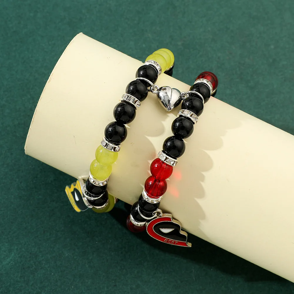 Женский Дедпул и Росомаха