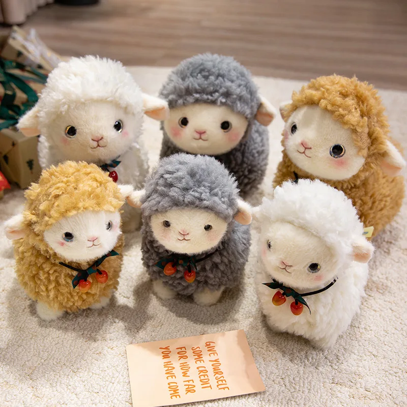 Muñeco de oveja de dibujos animados, bonito juguete de peluche, muñeco de oveja pequeña, adorno, muñeco de Alpaca, regalo para evento, regalo de cumpleaños para un amigo
