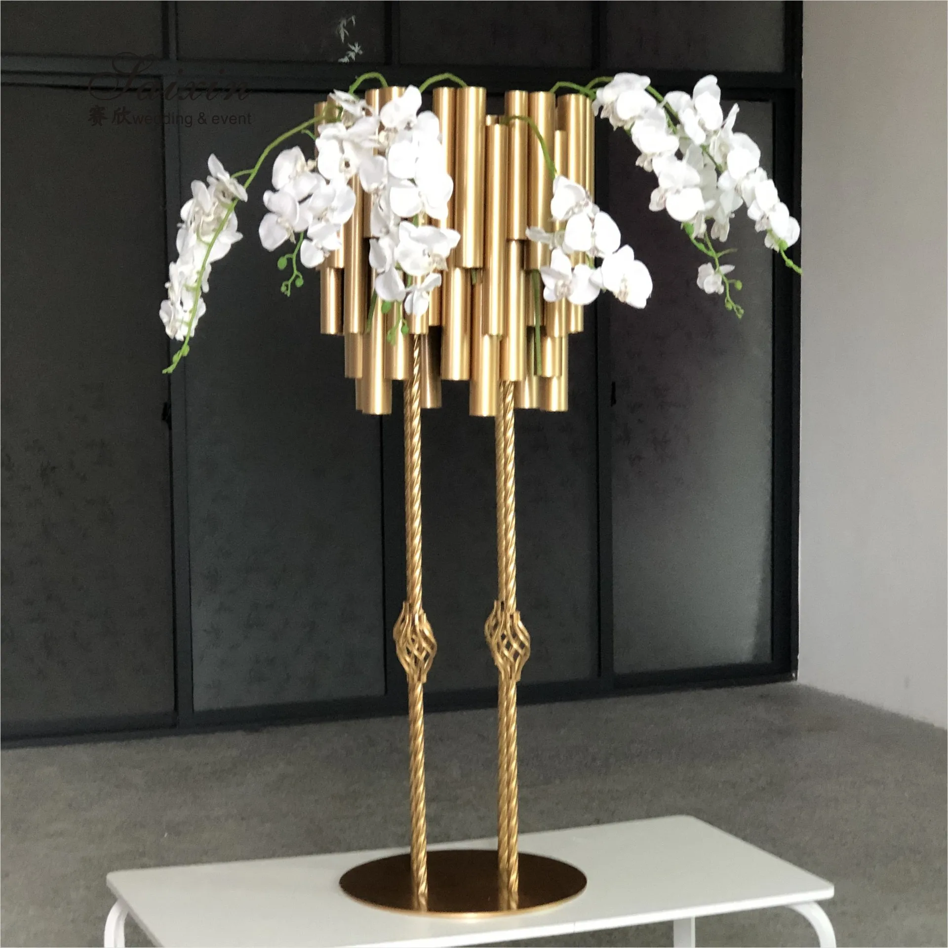 

Wedding event decoration supplies, gold white metal unique decorative flower stand