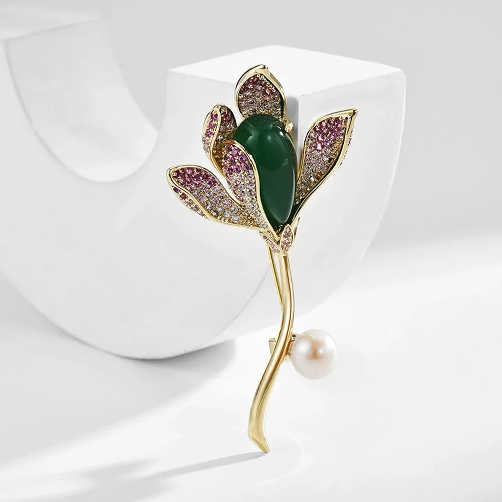 

Women's Luxury Flower Brooch Copper Micro Inlaid Zircon Fashion Elegant Magnolia Brooches Gift Clothing Accessories Pins