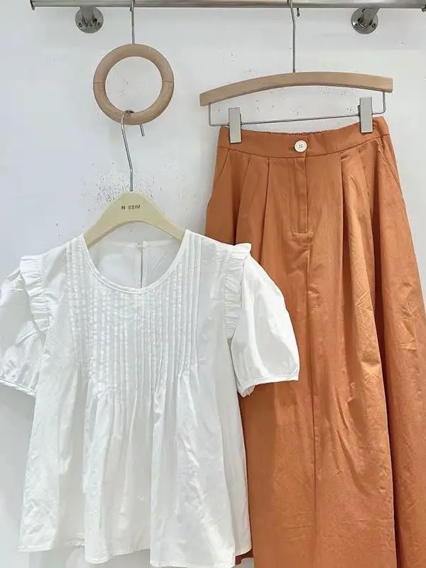 camisa-feminina-de-verao-com-manga-curta-design-sensacional-elegante-macia-gola-de-boneca-fofa-bolso-tipo-lenco-e-manga-bufante