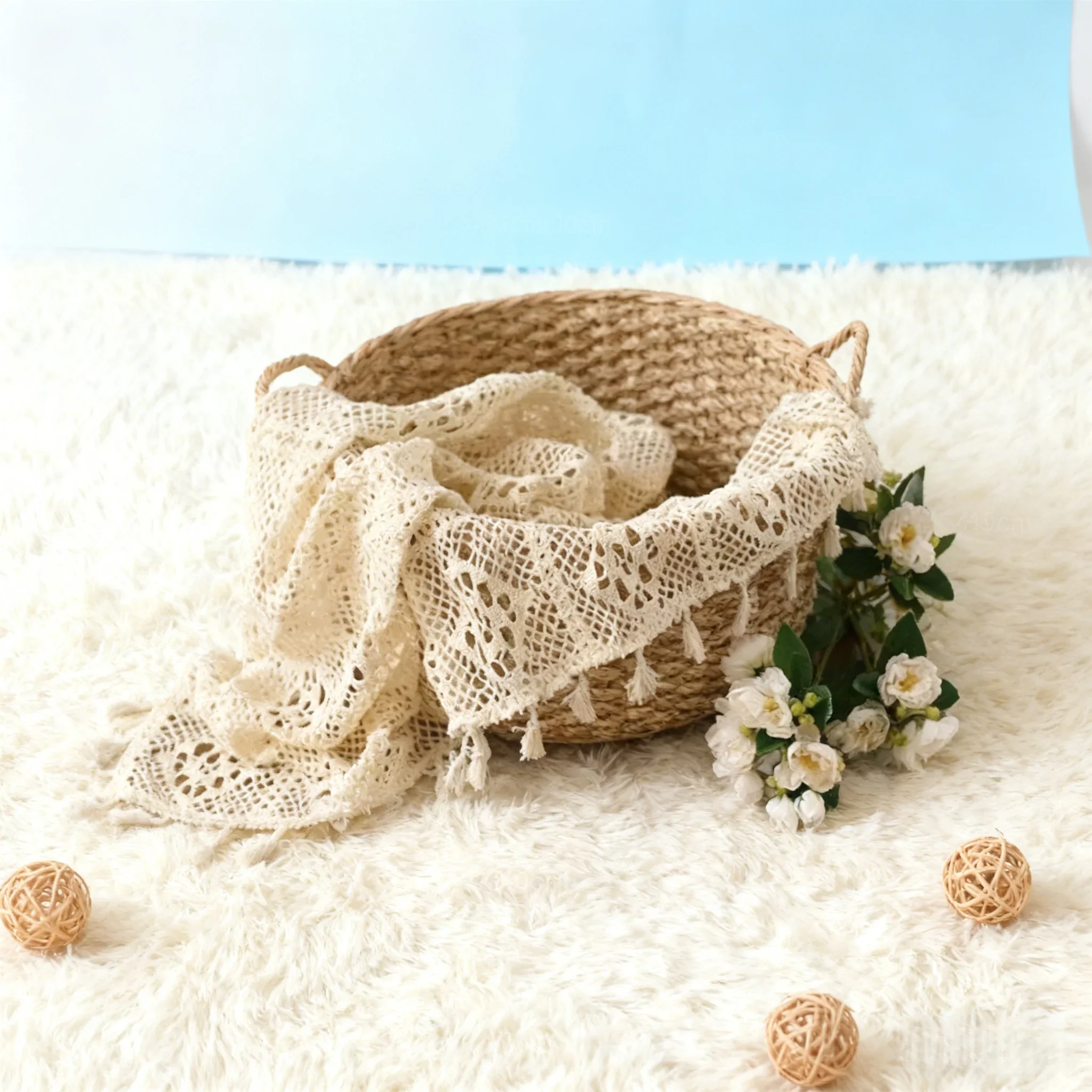 

Vintage Square Lace Tassel Blanket Newborn Photography Props Practical Hollow Basket Filler & Essential Baby Receiving Blankets