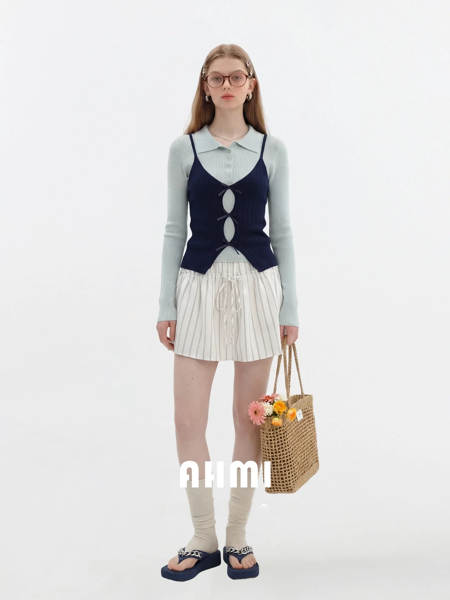 

Новый весенний трикотажный свитер AHMI Slim Fit для женщин, с воротником в стиле колор-блок, имитация двухслойности, базовая модель для девушек в стиле кэжуал.