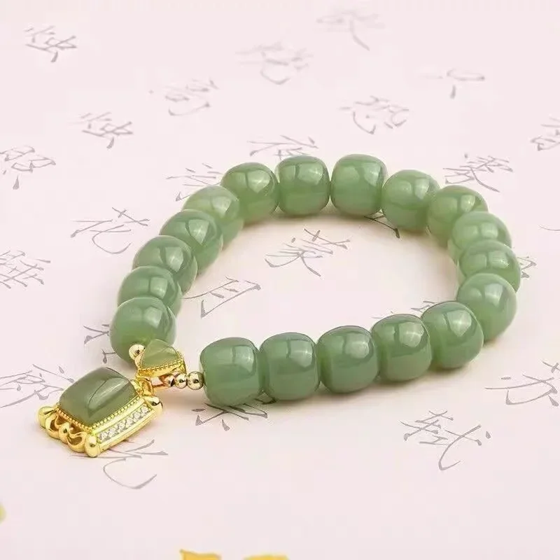 Green Imitation Jade Bracelets for Women Chinese Style Gold Rhinestone Trim Pendant Beaded Hand String Girls Luxury Jewelry Gift