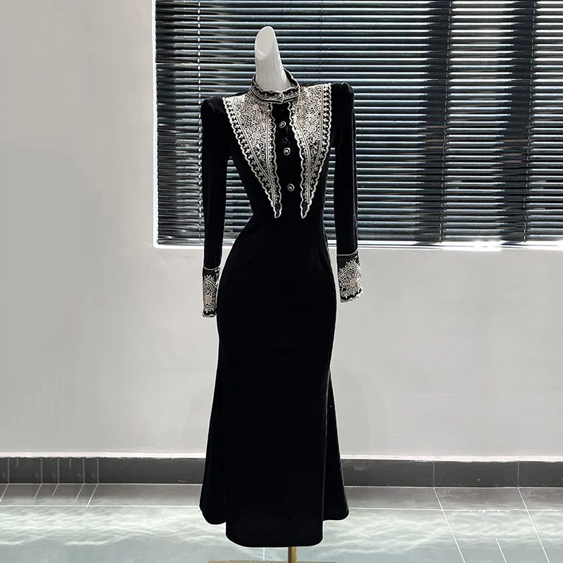 Vintage High-end Black Velvet Dress Embroidered Female Exuding Refined Elegant Temperament Dress Slim Waist Formal Dress