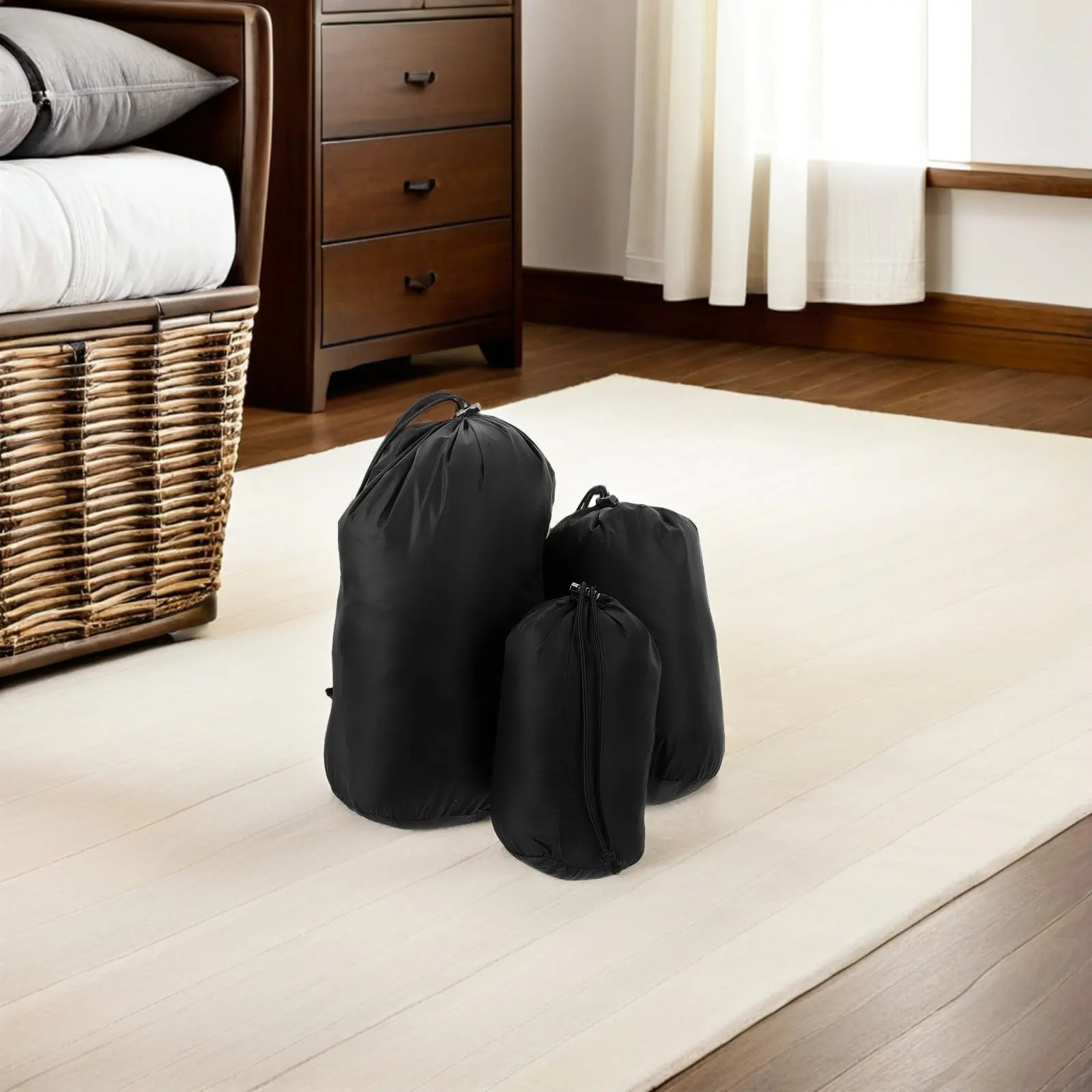 

Набор из 3 водонепроницаемых компрессионных мешков для хранения: для пуховиков, палаток, походных рюкзаков, путешествий. Пылезащитные, на шнурке.