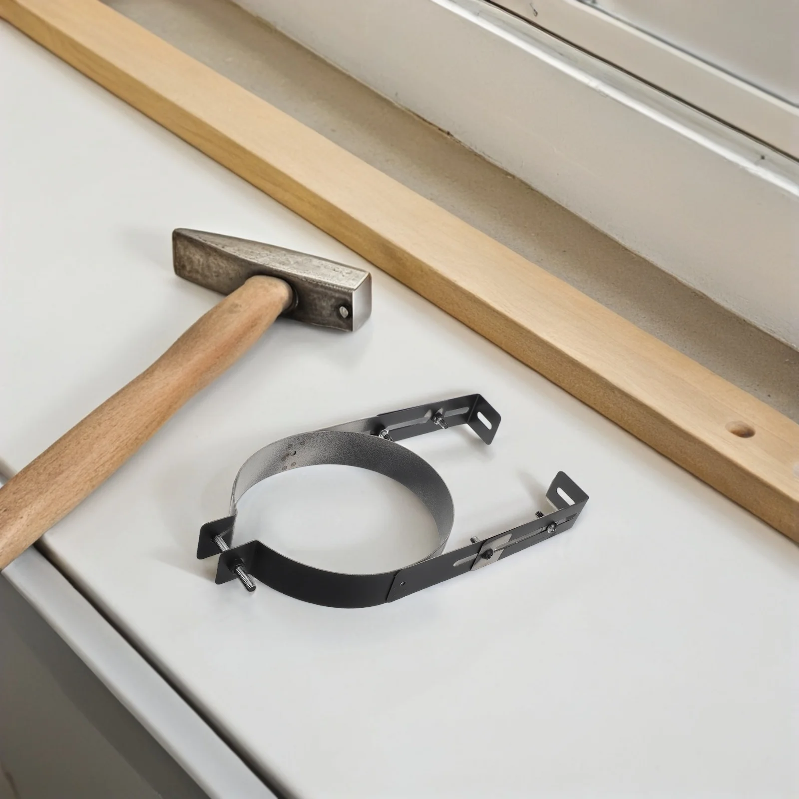 

Adjustable Stainless Steel Chimney Pipe Bracket 6 Inch Wall Mount Support For Stove Extension U-Shaped Clamp Flue Liner Leak