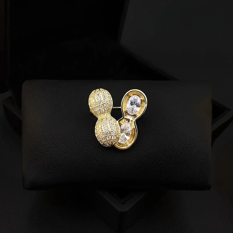 

Lucky Peanut Brooch for Women Suit High-End Golden Lapel Pins Sweater Corsage Rhinestone Jewelry Clothing Accessories Gifts 5138