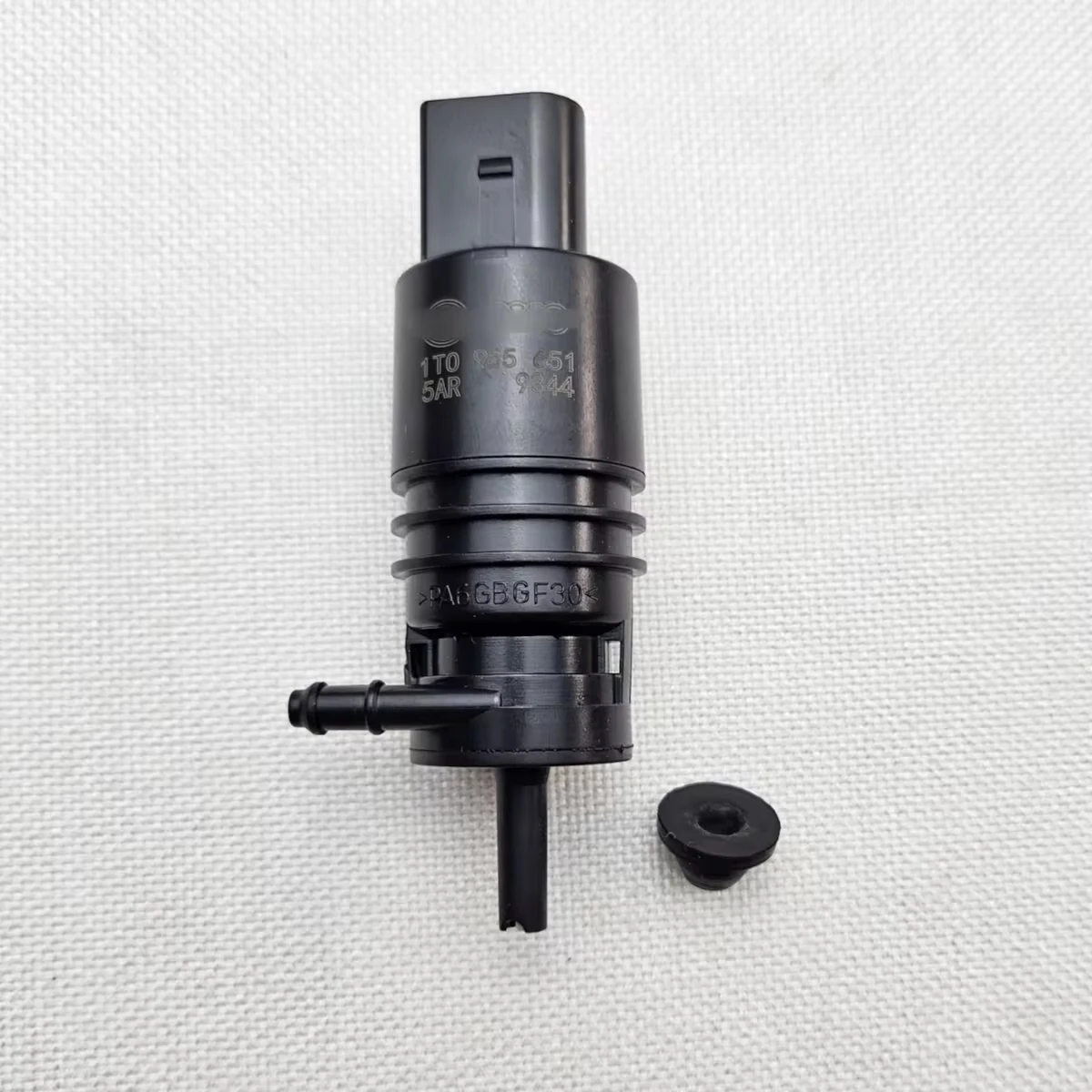 Windshield Wiper Water Pump Cleaning Nozzle Motor For VW Golf Bora Jetta Beetle Passat Octavia Superb Audi A4 A6 1T0 955 651