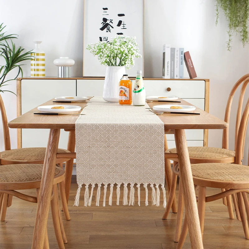 Cotton and Linen Woven Table Flag Nordic Style Festival Dining Table Decoration Mat Simple Tassel Cotton Jute Tea Table Runner