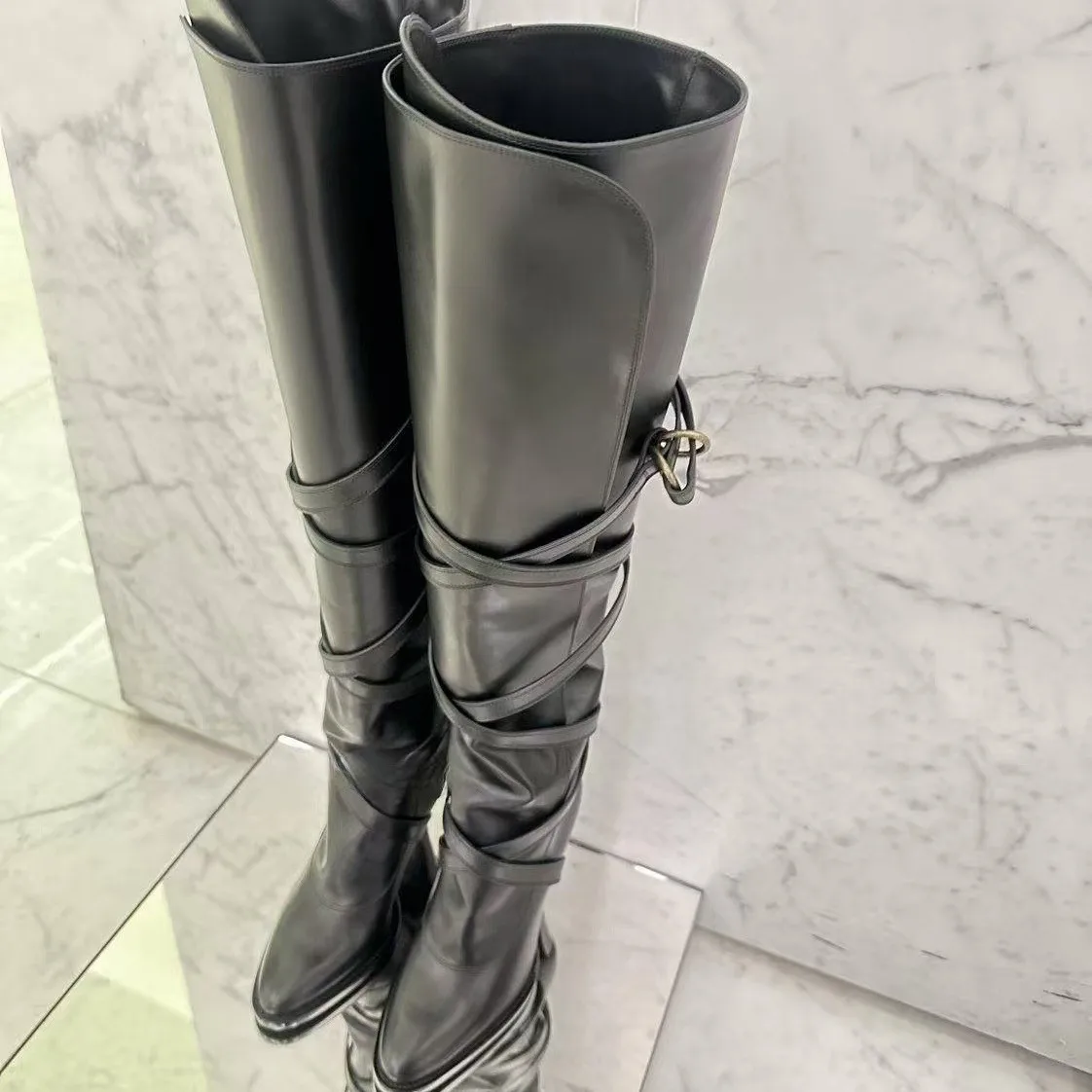 

New Autumn/Winter Women's Black Over The Knee High Boots Cross Straps Metal Buckle Decor Pointed Toe Fashion Runway Party Boots