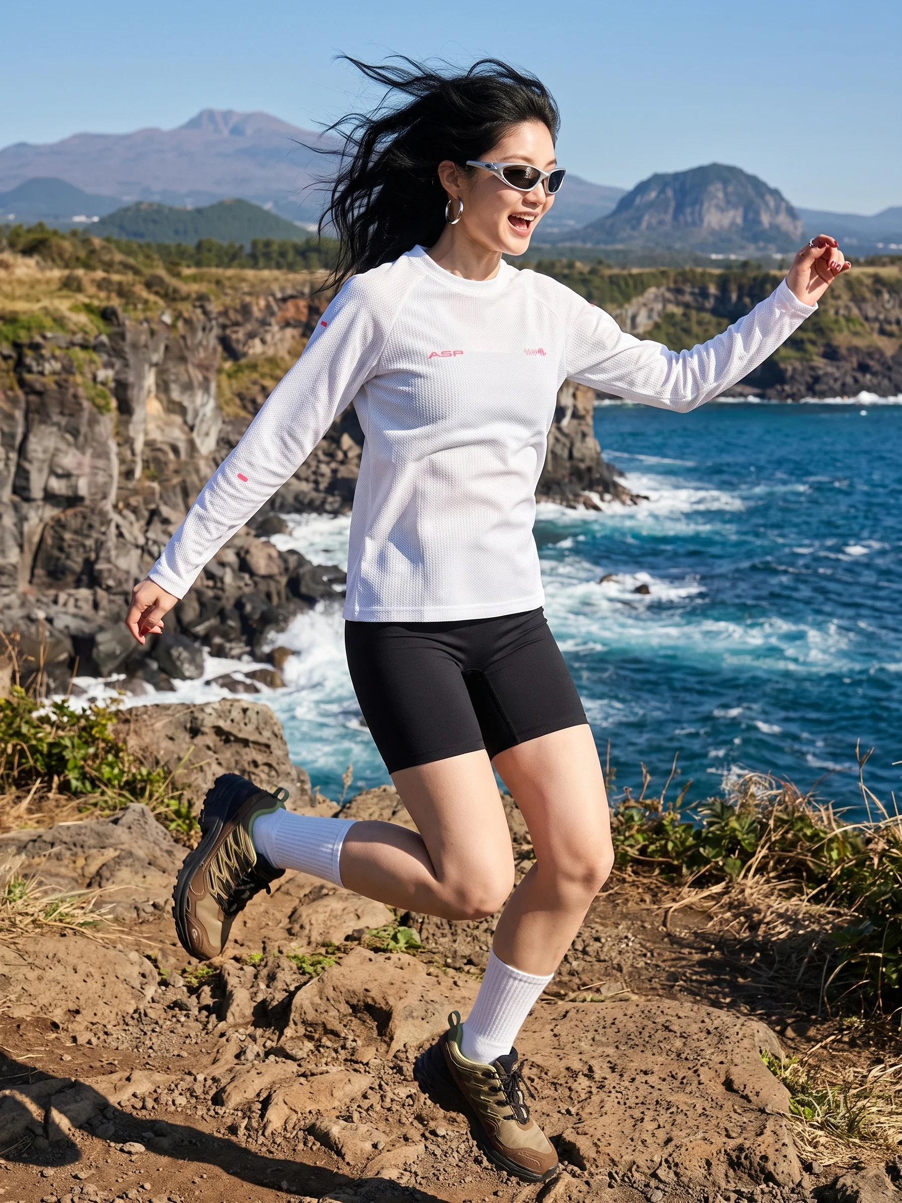 Women's Loose Long Sleeve Quick Dry T-Shirt Breathable UV Protection Fitness Running Cycling Outdoor Sports Top Mesh Hole Design