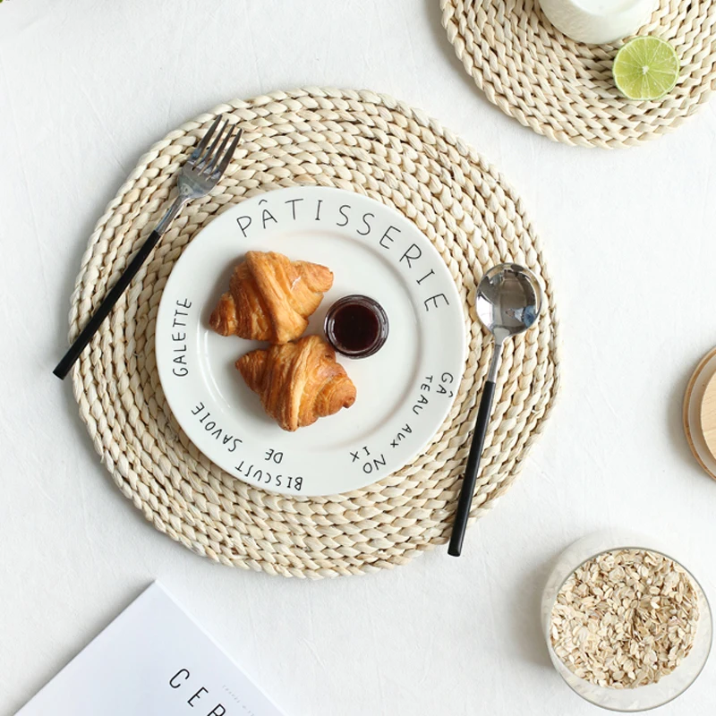 

Corn Straw Braided Dining Table Mats Extra Thick Coasters Mat Natural Handmade Woven Table Placemat Insulation Resuable Pad-A83Z
