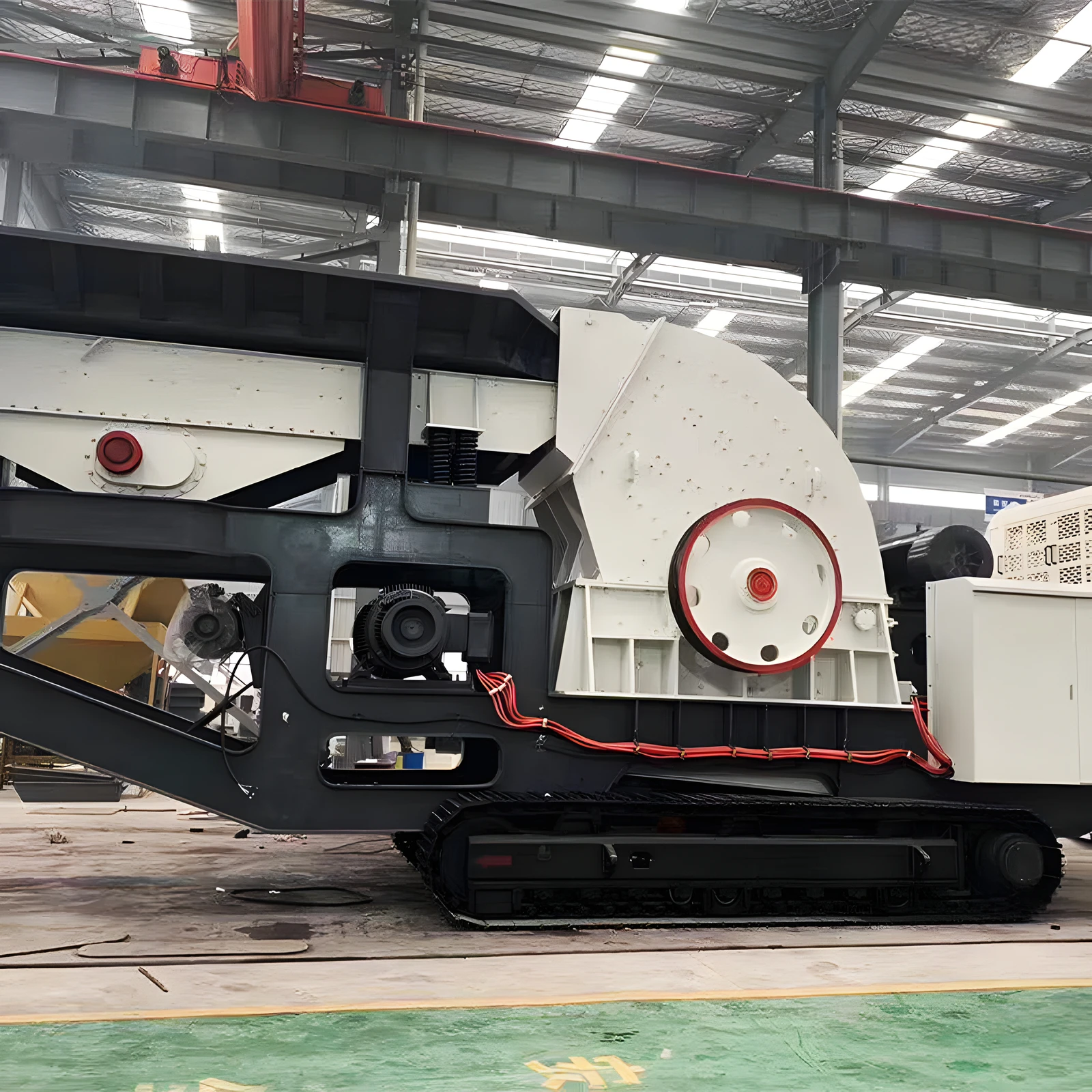 100Ton Nieuwe Mobiele DOOS Crusher Station Band Crusher Stone Line Box Hamer Crusher voor Bouwplaats Sloop en Recycling