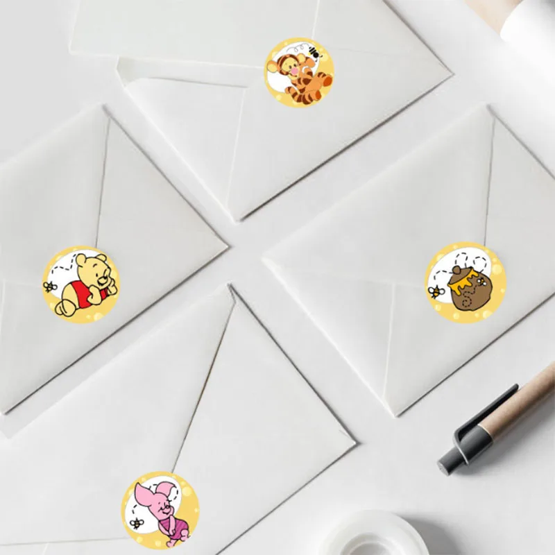 500 adesivi a rotolo con orsetto Winnie Pooh, decorativi fai da te per diario, quaderno, scrapbook, sigilli per buste, regali e lavoretti creativi per bambini