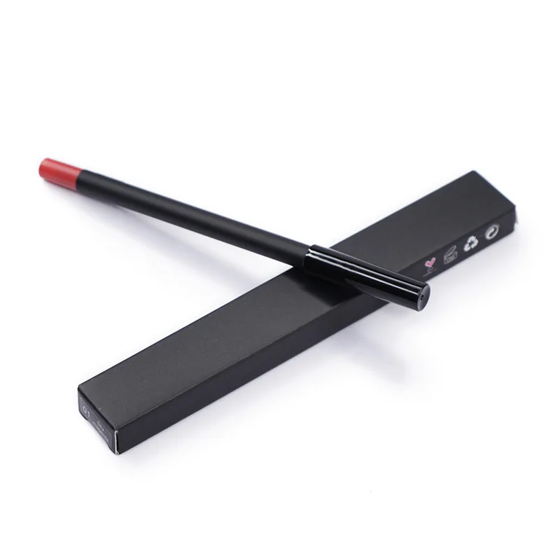 Matita per labbra in crema Pigmento per etichetta privata Matita per labbra liscia opaca marrone scuro Matita per labbra vegana impermeabile a lunga durata 24 ore su 24