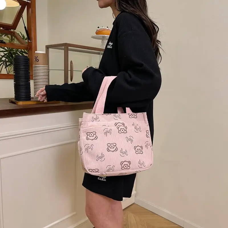 

1Pieces Cartoon Small Portable Handbag Thermal Lunch Bag Girls Food Box Durable Office Cooler Lunch Box Outdoor Tableware