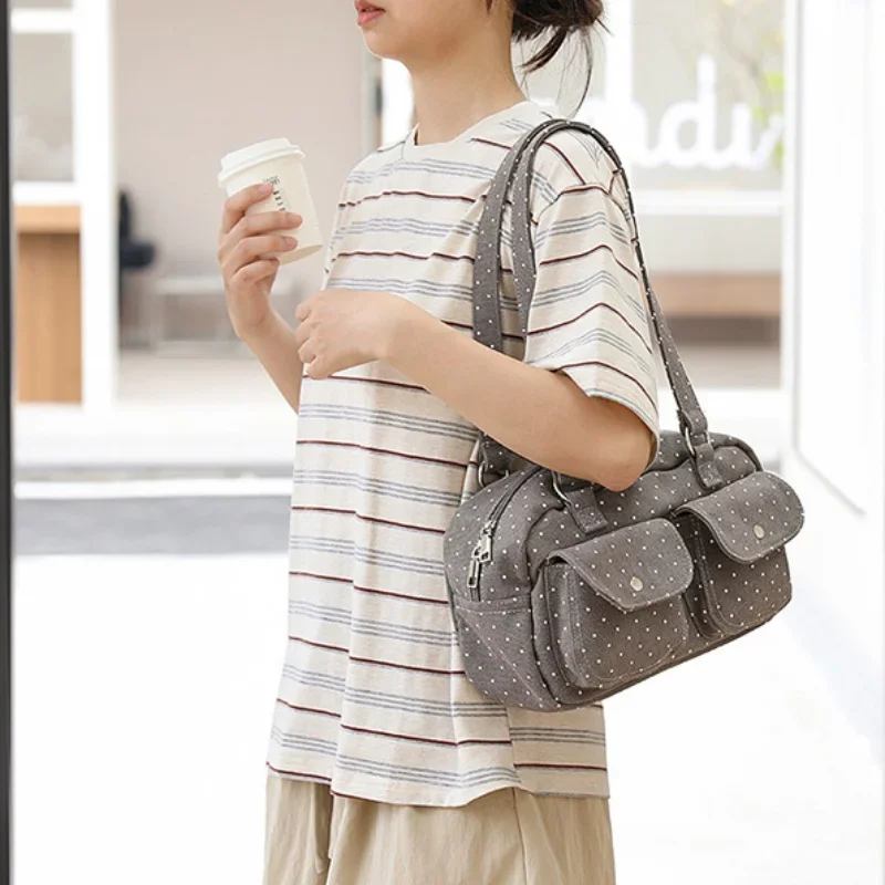 Schultertasche mit mehreren Taschen und Sternenmuster, gepunktet, für Damen, Canvas-Tragetasche, koreanische süße, niedliche, lässige Handtasche für Pendler und Reisen – Detail 7