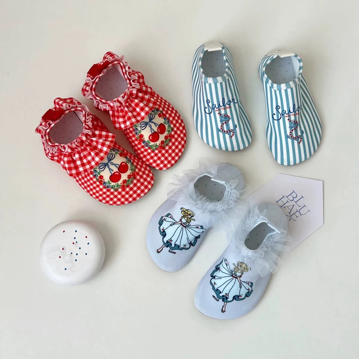 2026 Summer Children Swimming Shoes Cartoon Printed Non-slip Quick-Dry Boys Girls Beach Water Playground Sandals Shoes