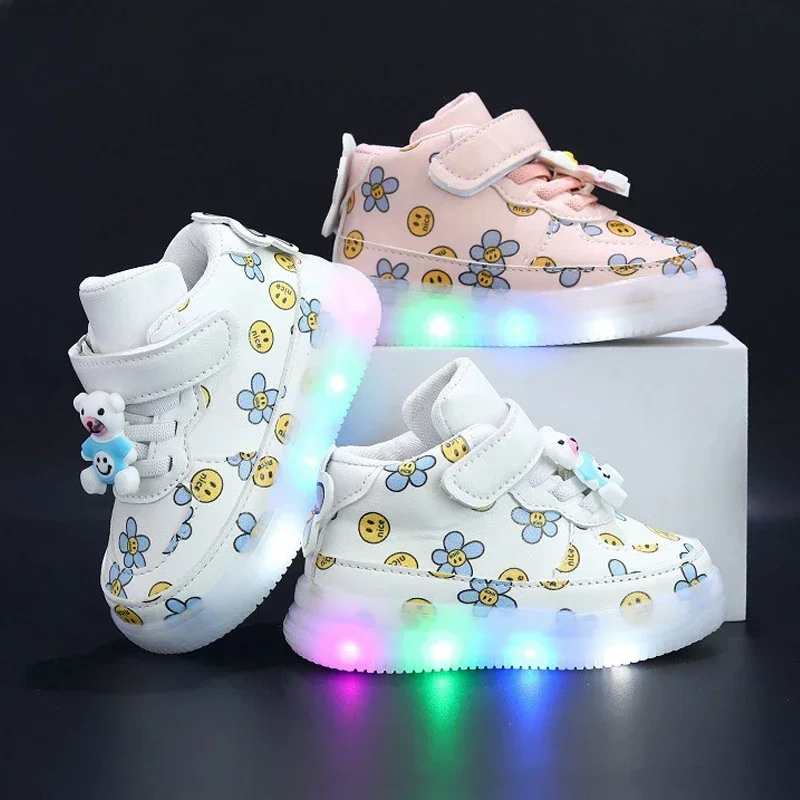 2025 LED Kids Shoe Children Shoes for Girl Boy Luminous Casual Sneakers Non-slip Soft Glowing Little Bear Toddler Shoe운동화