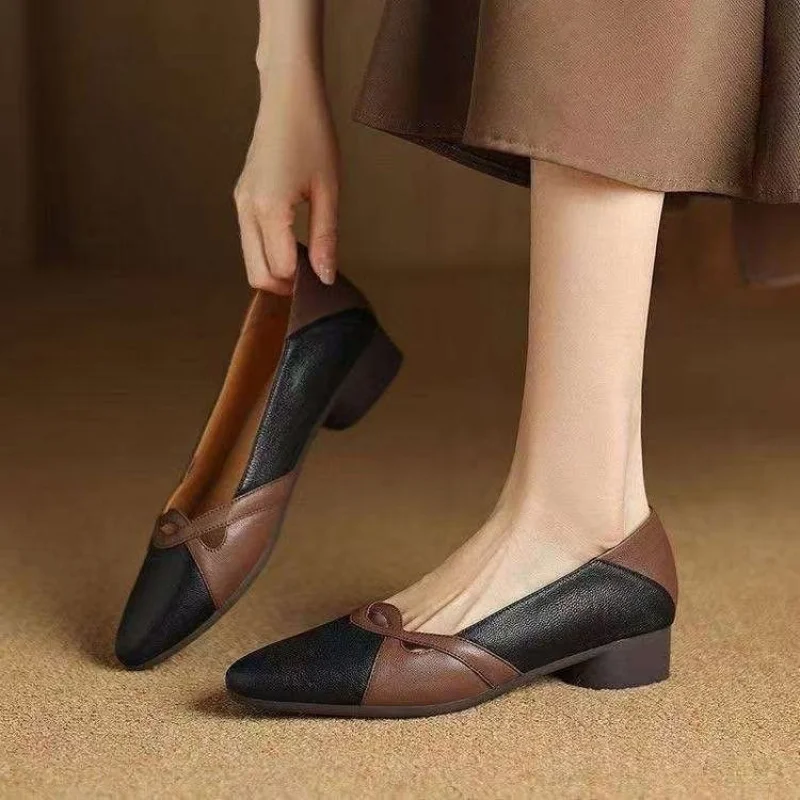 

Women's PU Shallow Pointed Toe Low Top Shoes Low Heel Less Than 3cm Rubber Flat Sole Lightweight Non-Slip Comfort Casual Daily