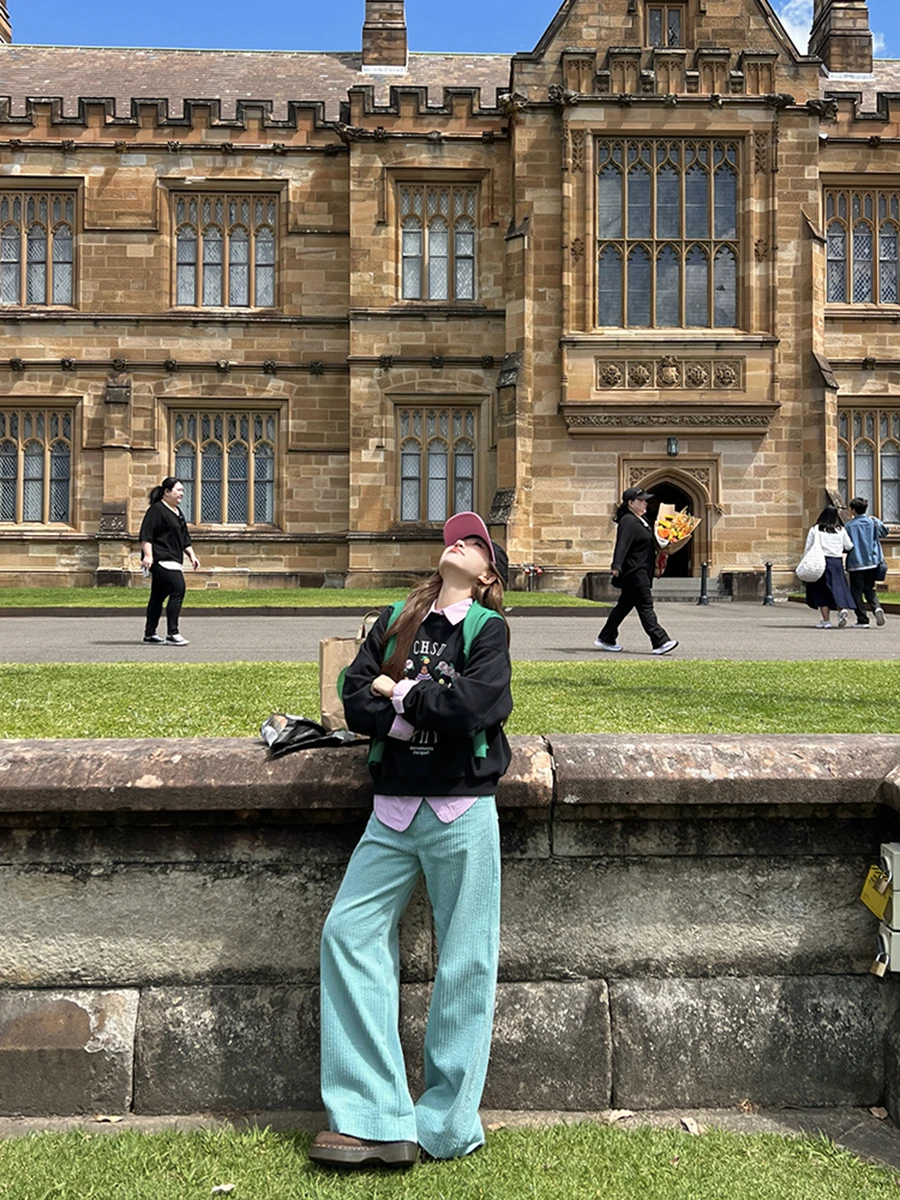 RORIRI سروال قصير نسائي عالي الخصر بنطال ذو قصة أرجل واسعة للخريف فضفاض مستقيم الساق بنطلون أزرق ملكي مخملي مقاس كبير مناسب