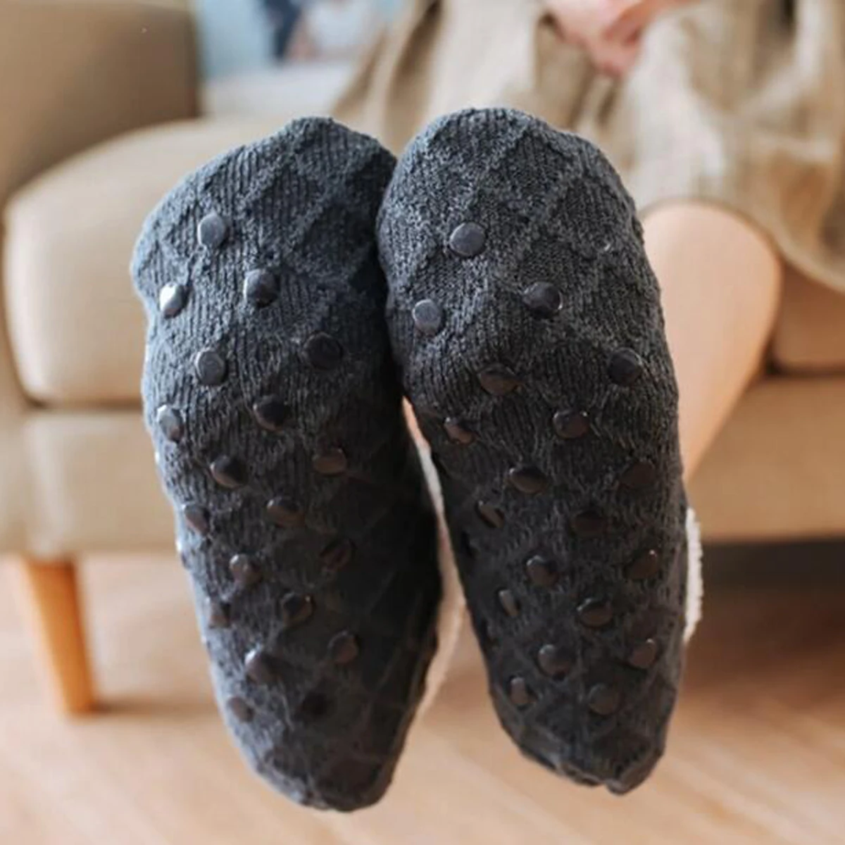 Women\'s Warm Solid Color Floor Socks Non Slip Plush Knitted Coral Fleece Socks No Show Socks Indoor Slippers Socks
