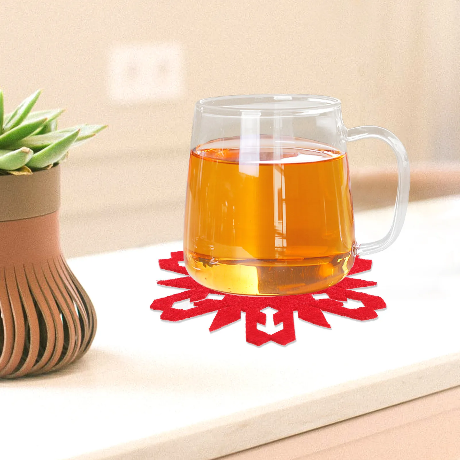 4Pcs Festive Snowflake Coasters Cloth Reusable Table Mats for Christmas Dining Desk Coffee Heat Insulation Coaster Set Room