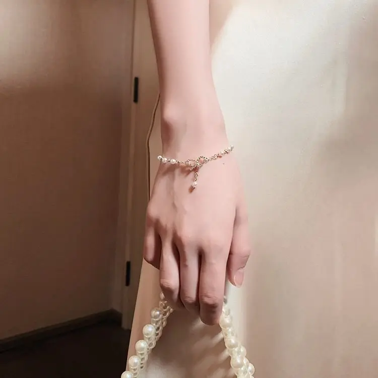 Korean Fashion Girl Heart Bow Pearl Zircon Bracelet for Women Simple Charm Chain Bracelet Bangles for Women Party Jewelry Gift