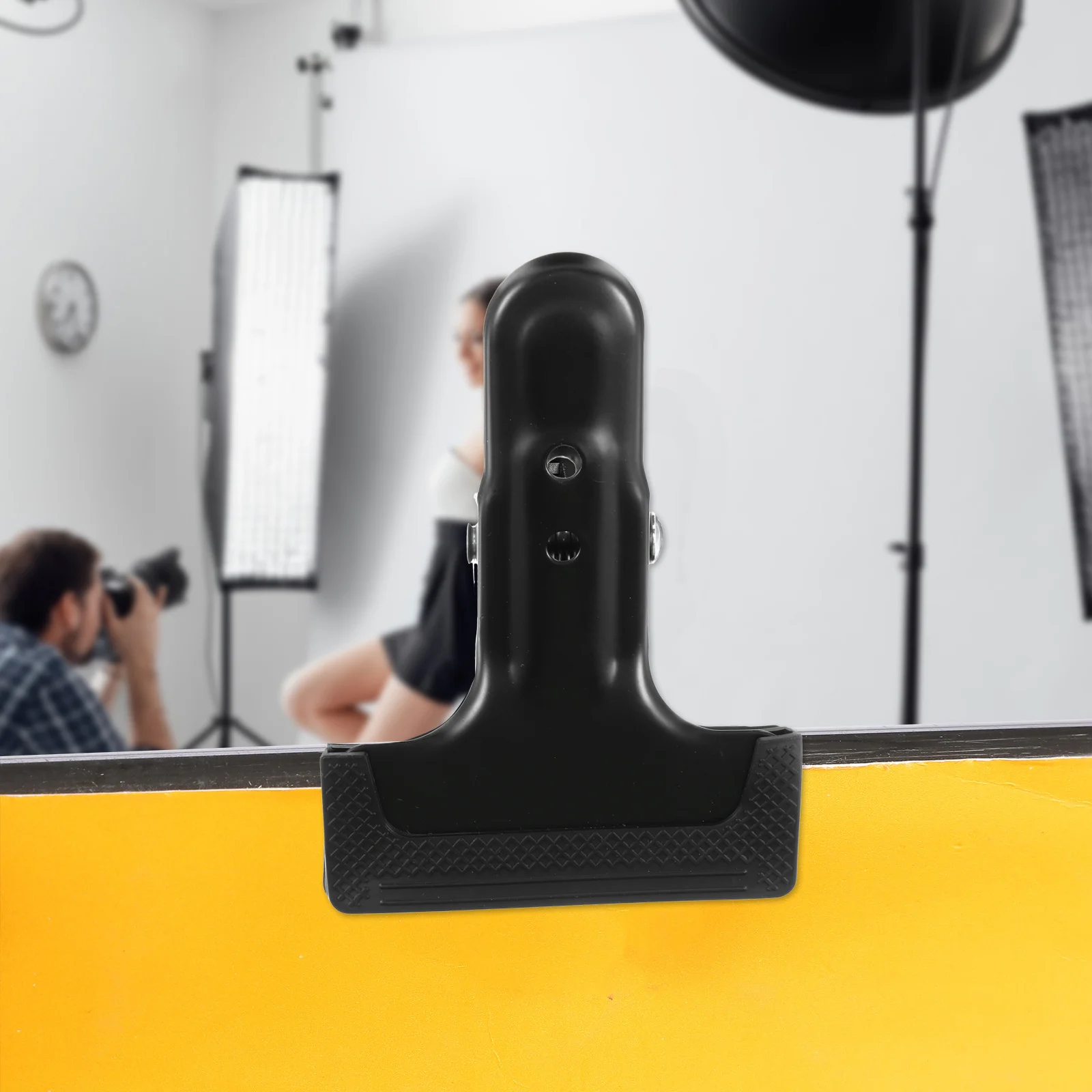 

3Pcs Background Cloth Clip Heavy Duty Photography Spring Clamp Strong Tension Backdrop Clamp Studio Wrinkle Remover Accessory