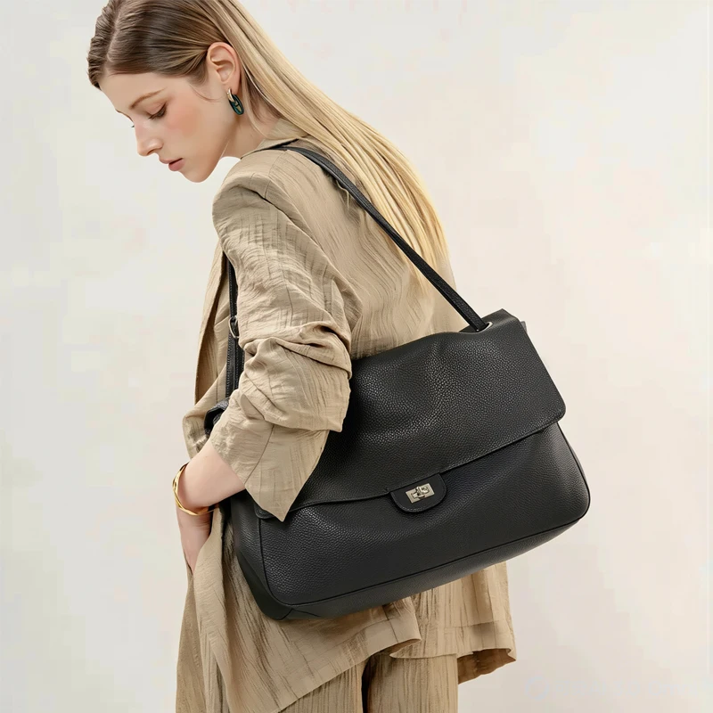 Designer Flap Lock Shoulder Bags for Women Luxury Soft Pu Leather Crossbody Bag Classic Vintage Lady Messenger Bag 2026