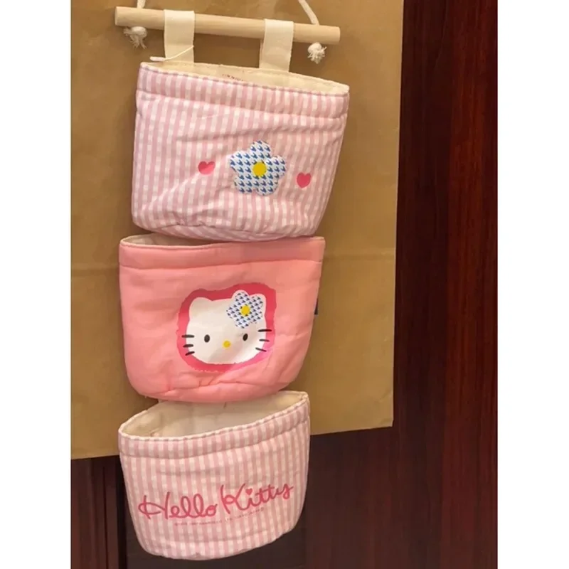 Kawaii Sanrio HelloKitty กระเป๋าแขวนถุงเก็บของน่ารักการ์ตูนประตู dinding kamar tidur ชุดชั้นในถุงเท้าชั้นวางของที่จัดระเบียบในตู้เสื้อผ้า