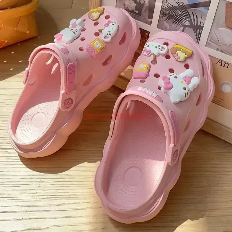 Sanrio New Cute Hello Kitty Kuromi Cinnamoroll Clogs Summer Kawaii Fashion Sandals Y2k Flat Shoes Anime Sanrio Slipper Girl Gift