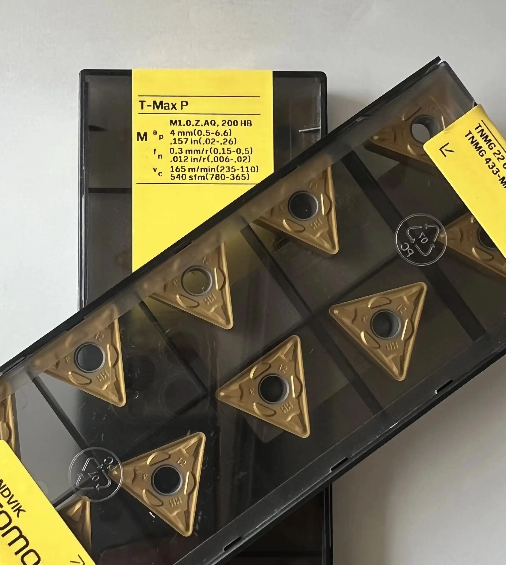 

TNMG220412-MM 2015/TNMG220412-MM 2025/TNMG220412-MM 2035 Contact customer service