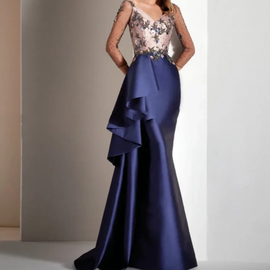

Luxury Navy Blue Mother of the Bride Dresses V-neck Full Sleeves Illusion Flowers Appliques Mermaid Women Banquet Prom Gowns